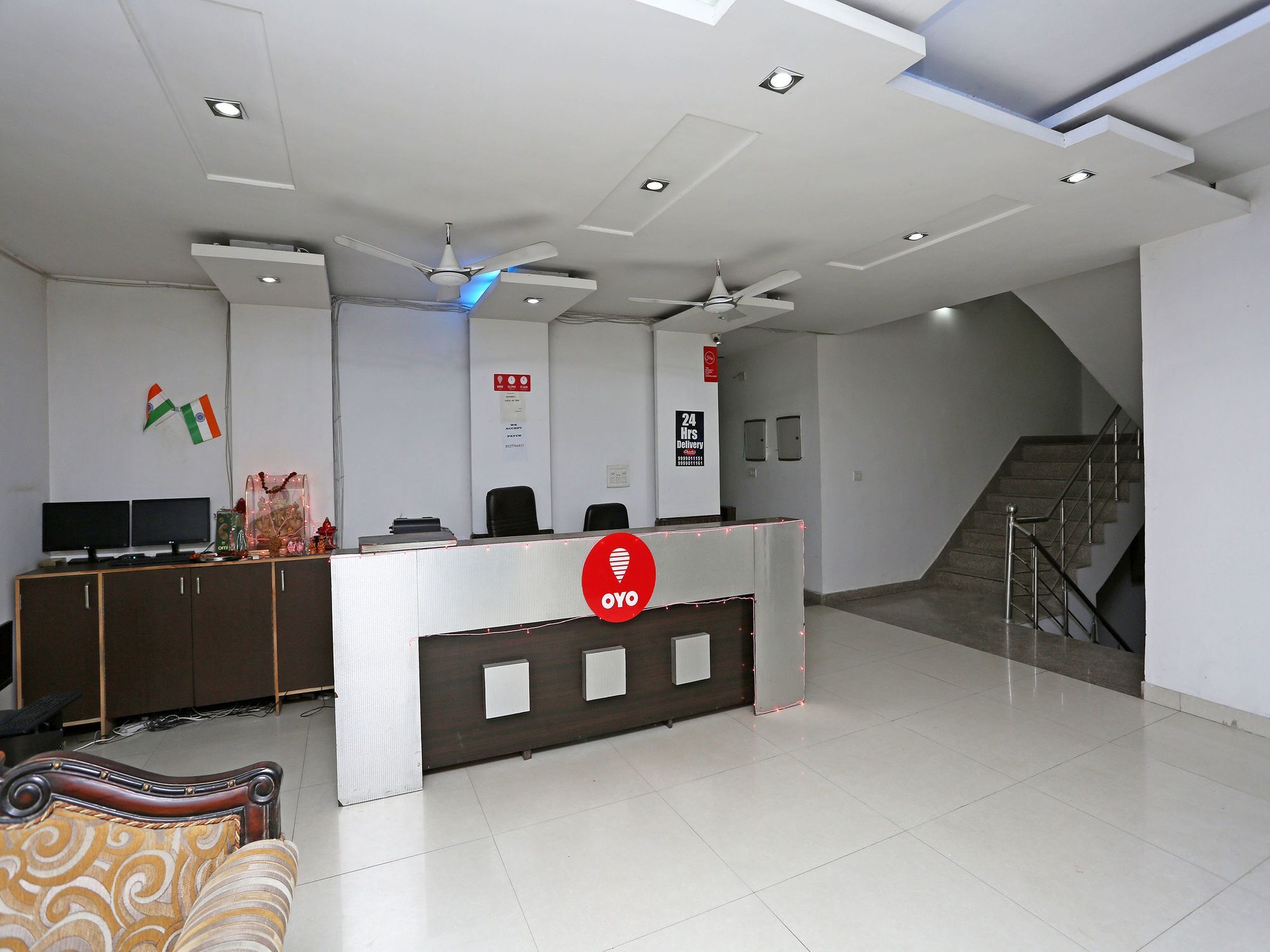 Oyo 10257 Hotel Lotus Park グルガウン エクステリア 写真